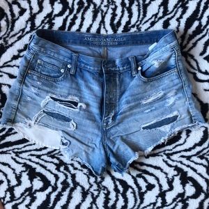 American Eagle Vintage Hi- Rise jeans shorts